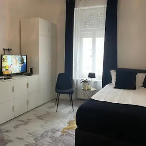 Executive Single With En-suite In Centre Luxemburg